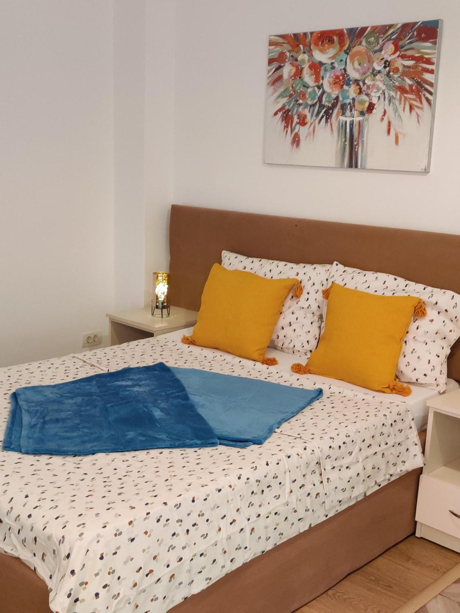 בוקרשט Studio Deluxe Uniri מראה חיצוני תמונה