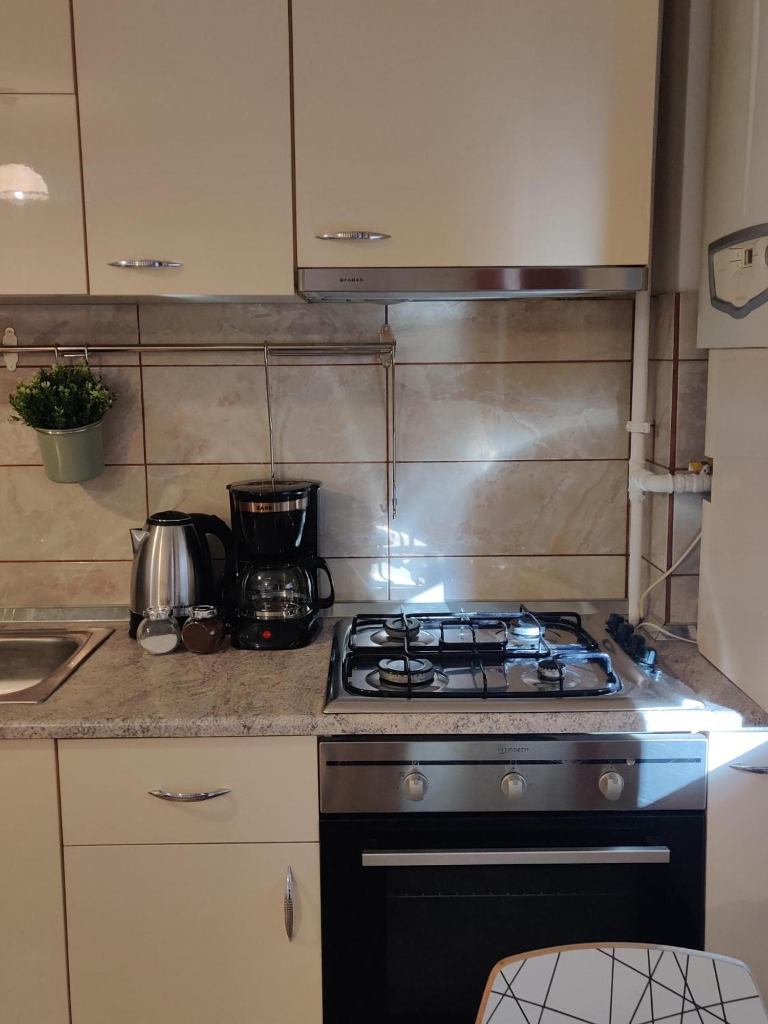 בוקרשט Studio Deluxe Uniri מראה חיצוני תמונה